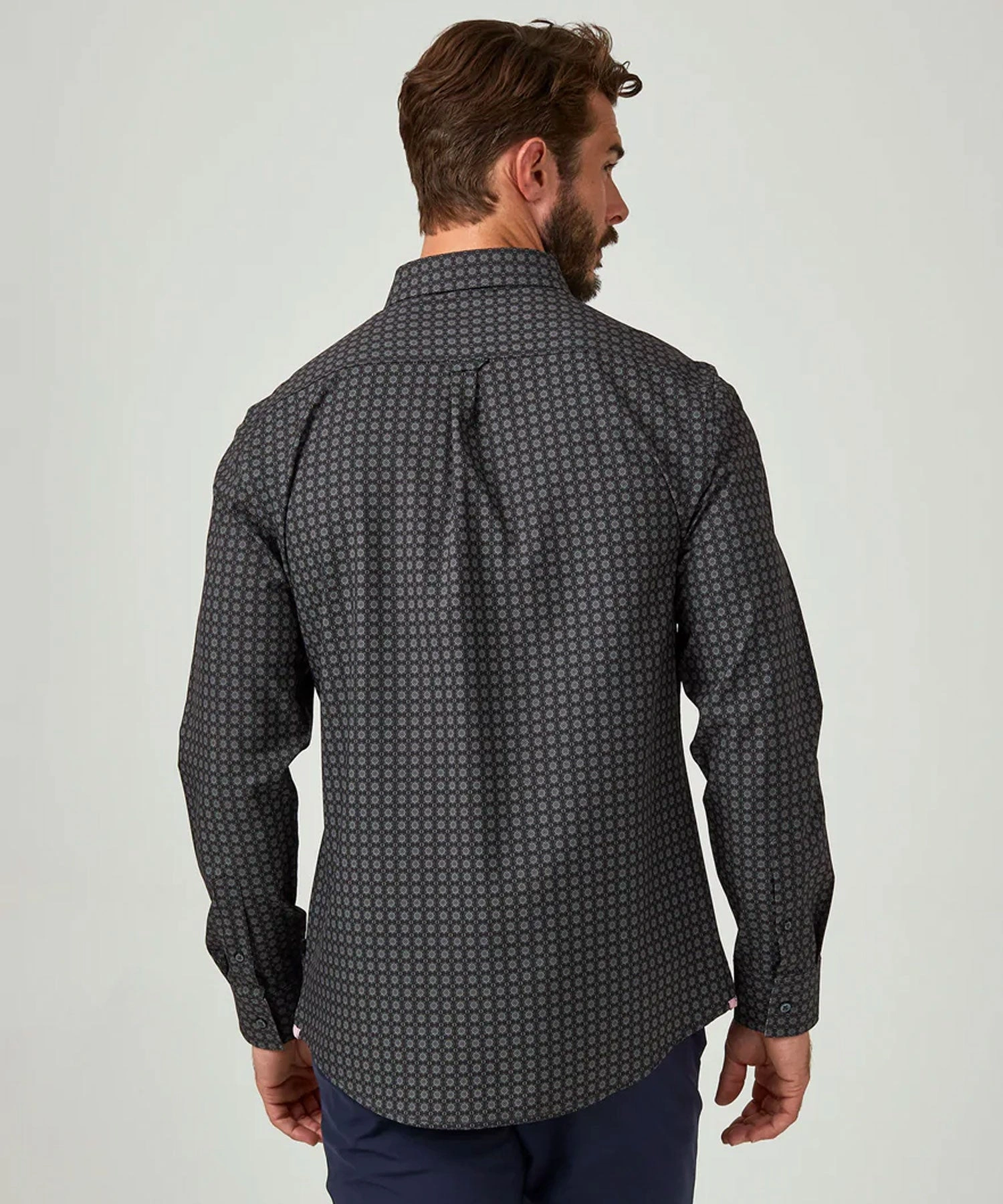 Meknes Nights: 7 Diamonds Black Shirt – Effortless Elegance. A timeless classic.